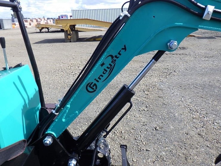 2026-cfg-industry-mh12rx-image-11