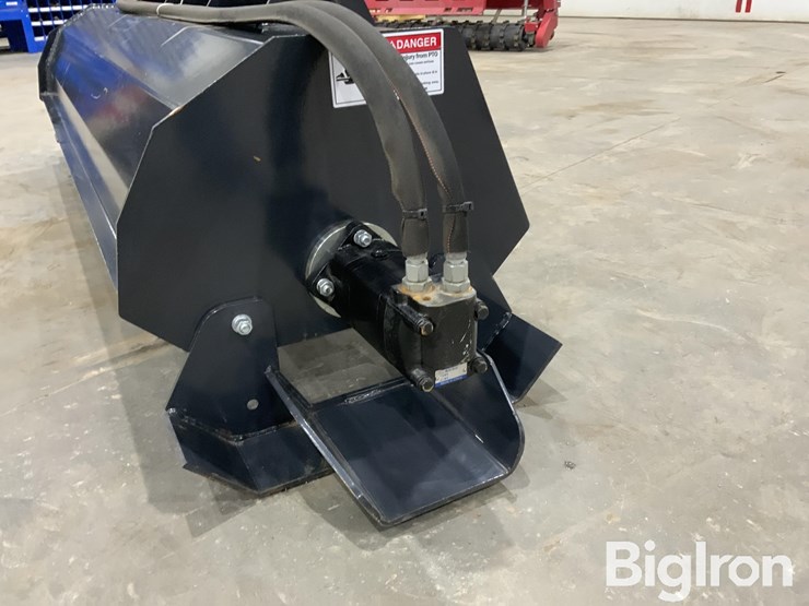 2025-massey-ferguson-730-image-20