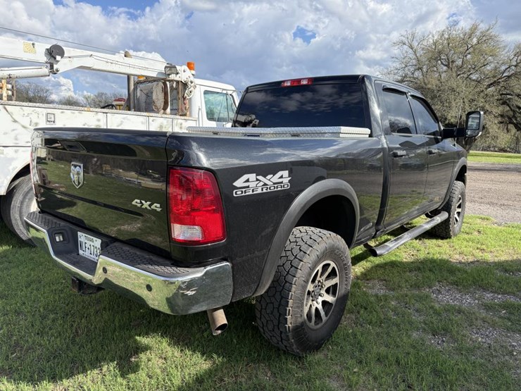 2017-dodge-ram-2500-image-6