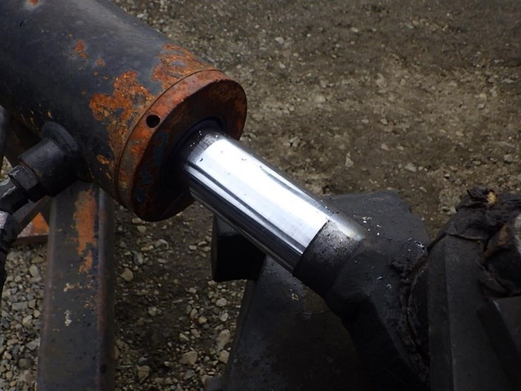 gradall-telescopic-reach-lift-image-23