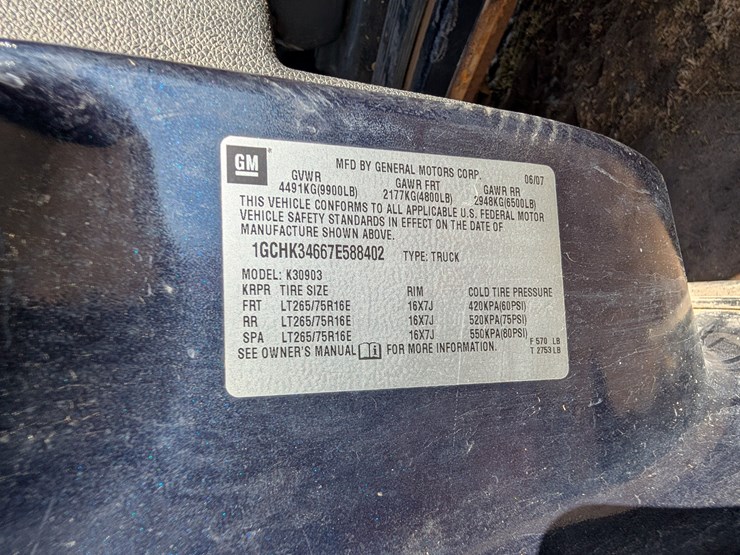 2007-chevrolet-3500-image-26