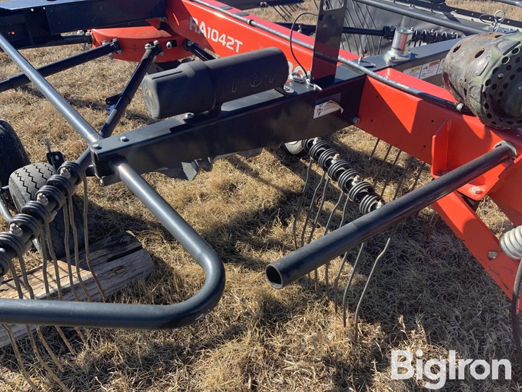 2020-kubota-ra1042t-image-13