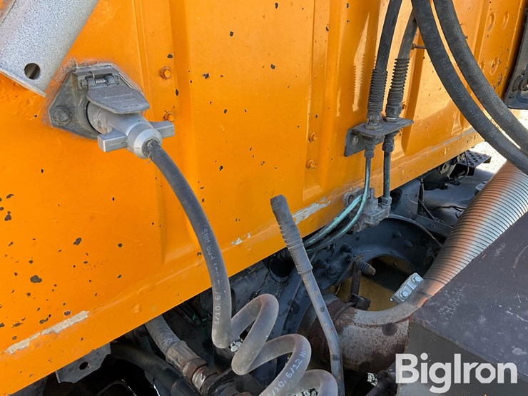 1982-ford-lnt9000-image-13