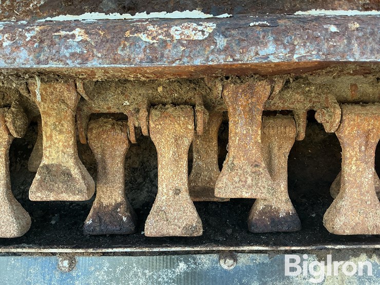 1994-international-2654-t/a-manure-spreader-truck-image-16