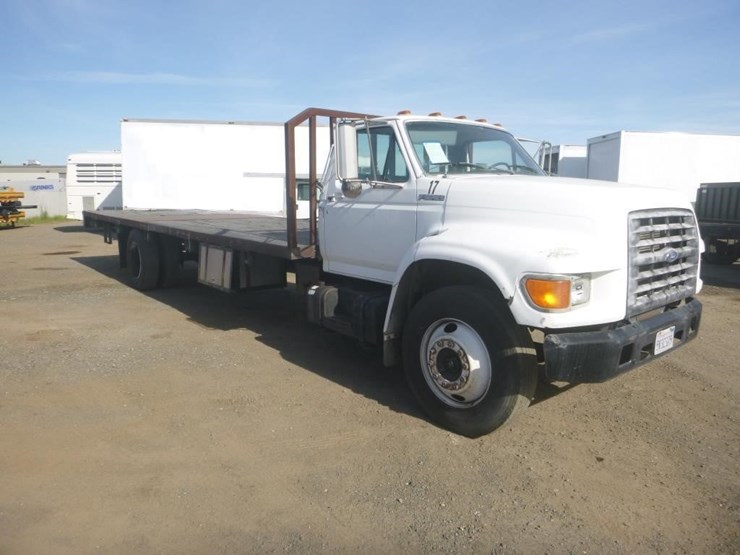 1998-ford-f800-image-2