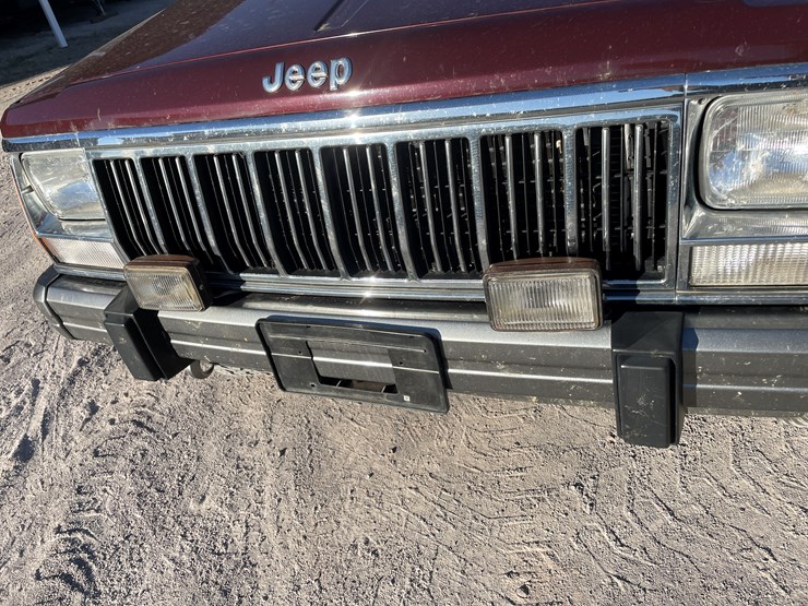 1992-jeep-cherokee-image-16