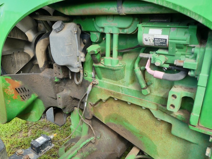 john-deere-8330-image-10