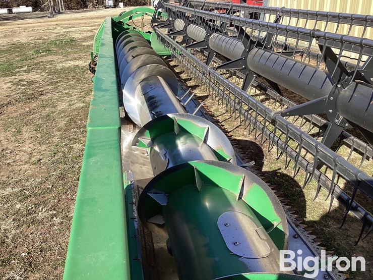 2005-john-deere-635f-image-17