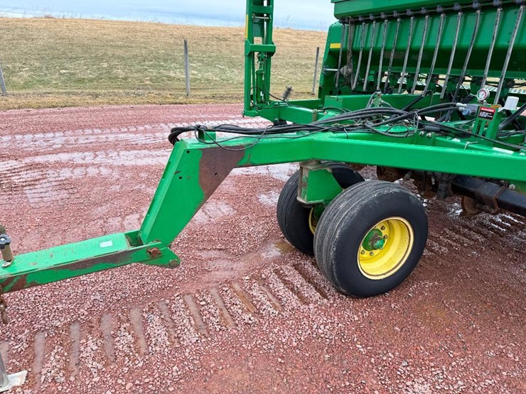 john-deere-1560-image-12