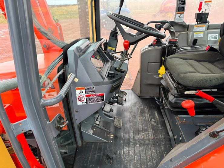 2005-kubota-la1301s-image-51