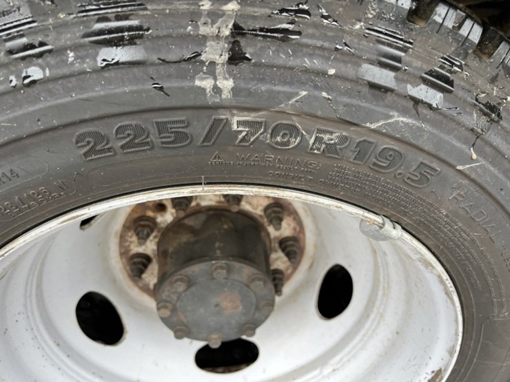 2012-ford-f550-image-18