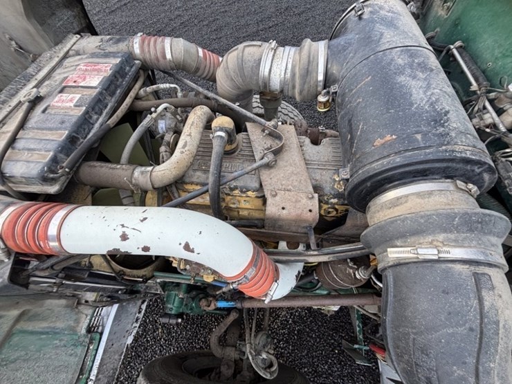 1994-peterbilt-378-image-16