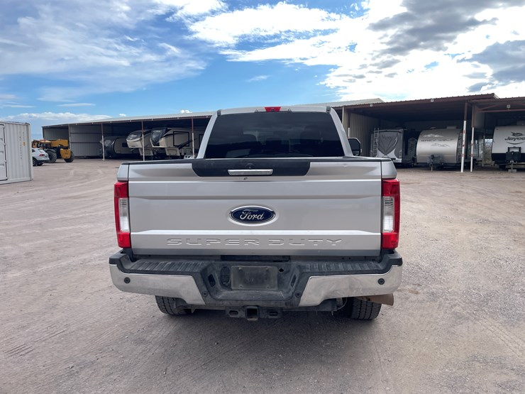 2017-ford-f250-image-9