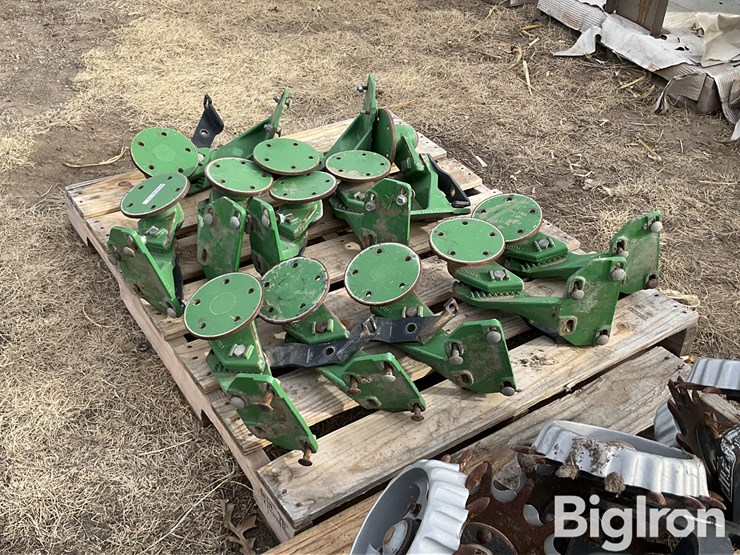 coulter-hubs-&-arms-image-7