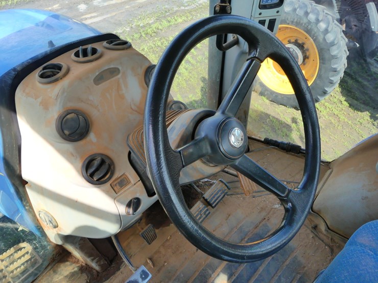 2010-new-holland-t8020-image-13