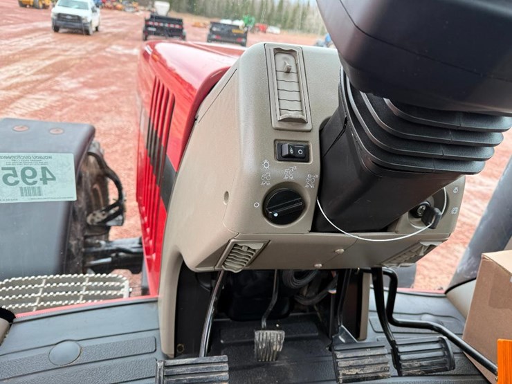 case-ih-mx240-image-67