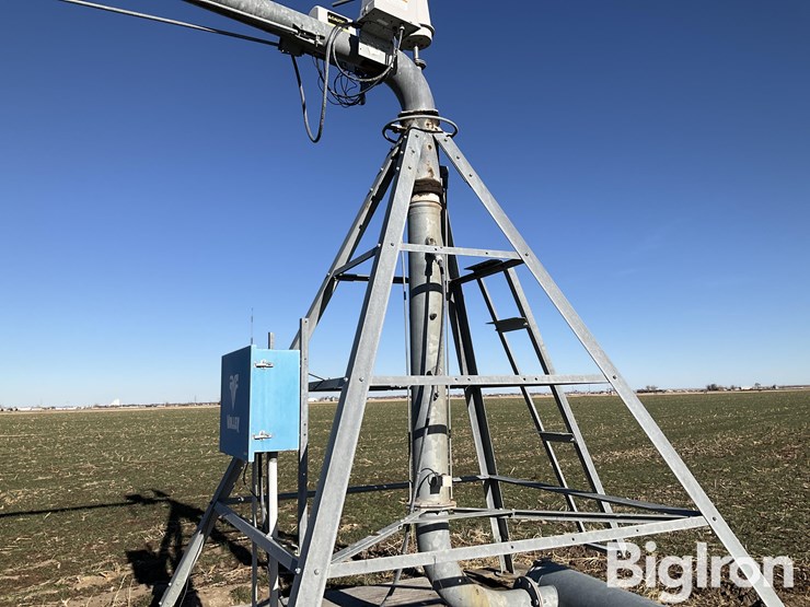 valley-7-tower-pivot-w/corner-arm-image-5