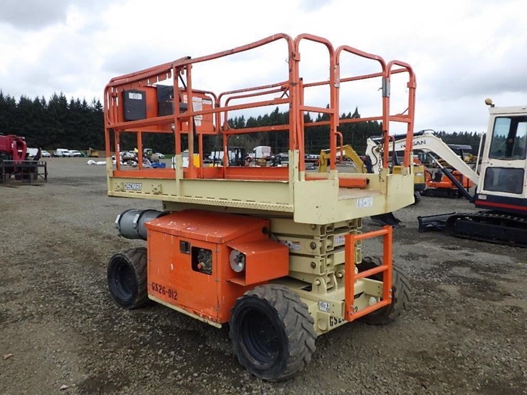 2008-jlg-260mrt-image-7