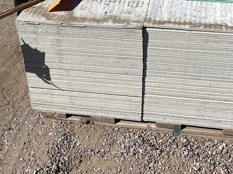 #4342-•-(appx.-180-pieces)-allura-unvented-fiber-cement-16"-soffit-bundle---primed-with-cedar-grain-texture-image-7