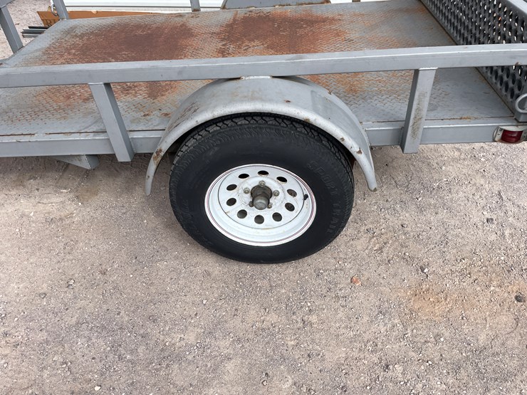 #4330-•-2005-silver-trailer-(title-in-delay)-image-10