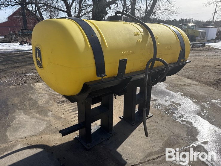 john-deere-225-image-3