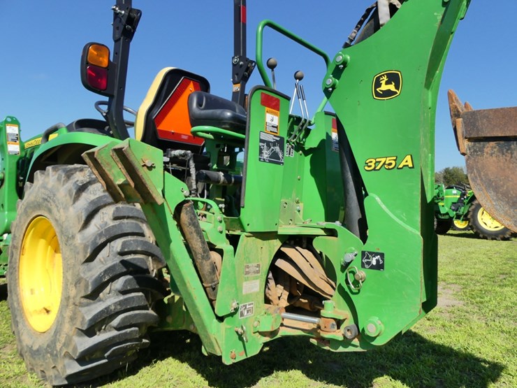 2018-john-deere-3033r-image-6