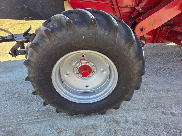 case-ih-1644-image-51