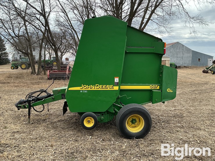 2010-john-deere-567-image-8