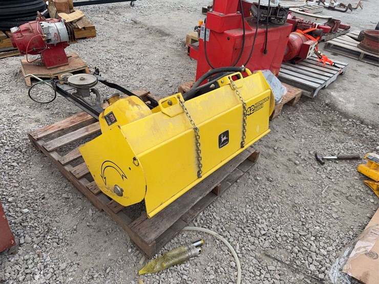 john-deere-42"-hydraulic-tiller-image-3
