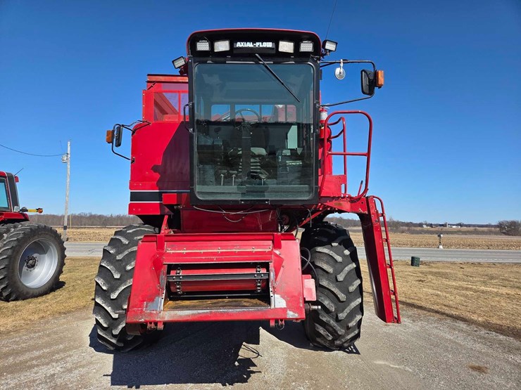 case-ih-1644-image-37