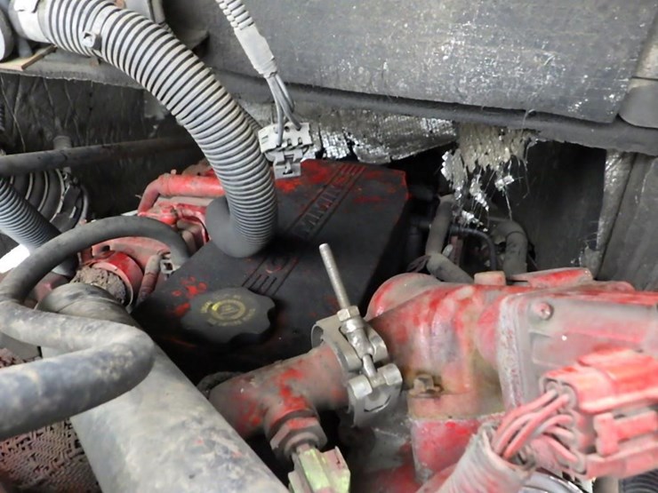 2008-freightliner-mt45-image-11