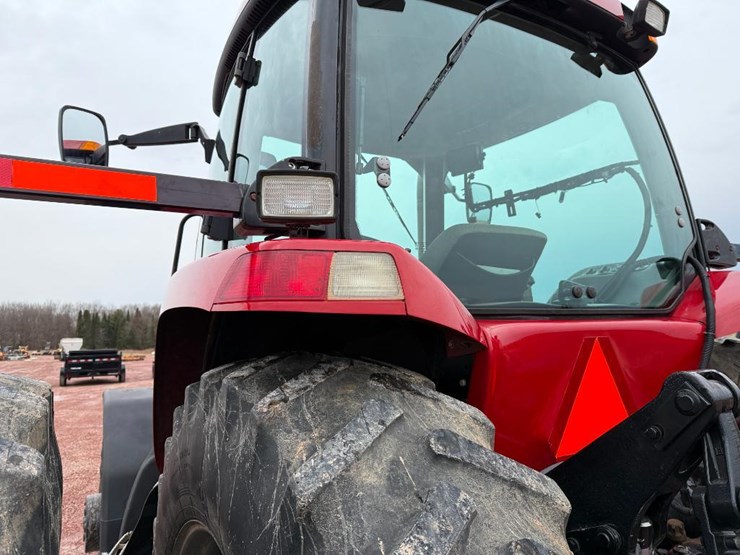 case-ih-mx240-image-49