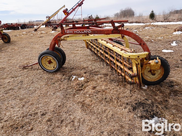 new-holland-258-image-8