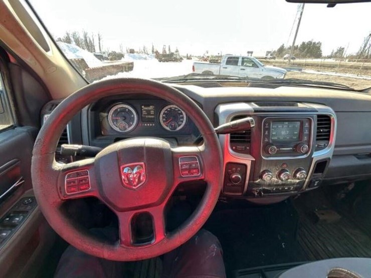 2018-dodge-2500-image-12