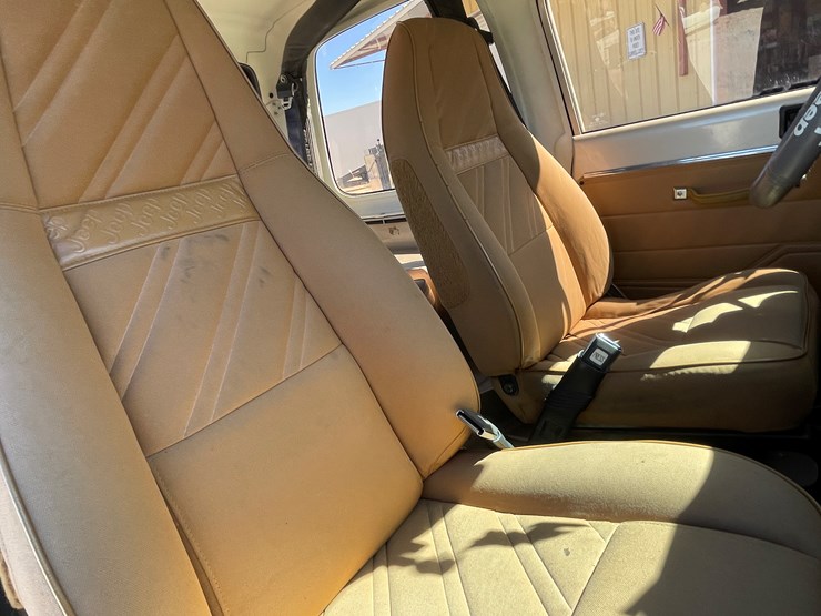 1993-jeep-wrangler-image-43