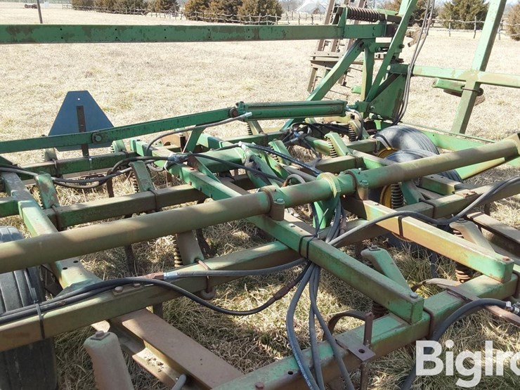 john-deere-1010-image-15