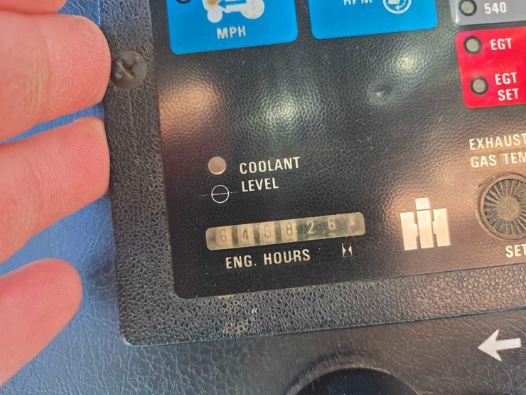 ih-5288-tractor-image-56