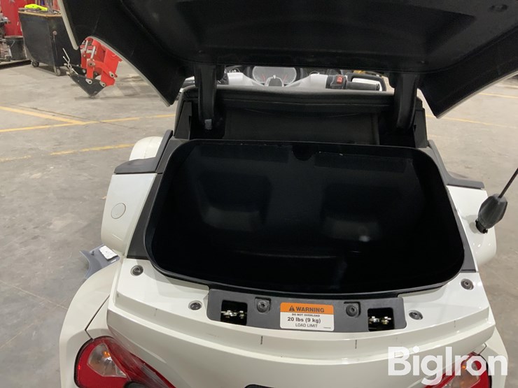 2011-massey-ferguson-730-image-19