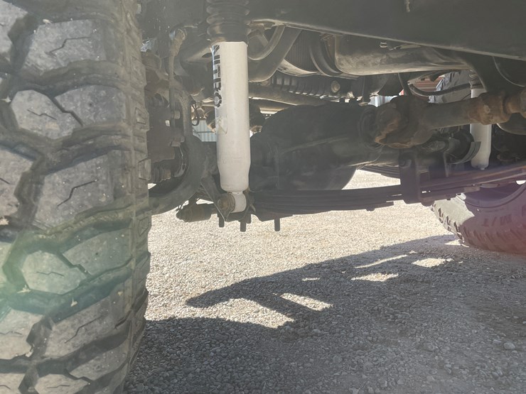 1993-jeep-wrangler-image-17