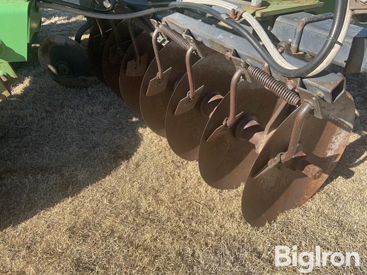 john-deere-630-image-15