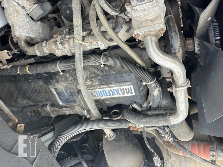 2009-international-durastar-4400-image-10