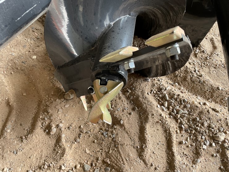 #4357-•-unused-2026-wolverine-skid-steer-auger-drive-and-bit-attachment-image-10