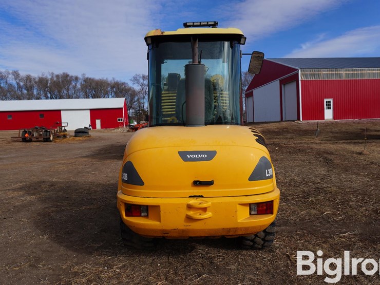 2005-volvo-l30b-image-6