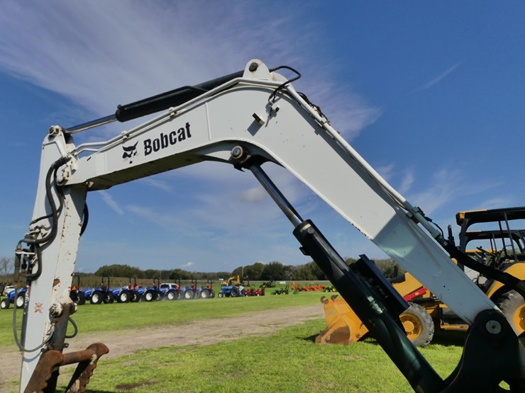 2014-bobcat-e63-image-7