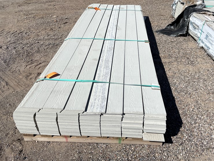 #4338-•-(appx.-150-pieces)-allura-6-¼"-primed-fiber-cement-traditional-cedar-siding-image-1