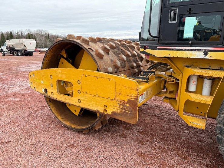 caterpillar-cs-563e-image-29