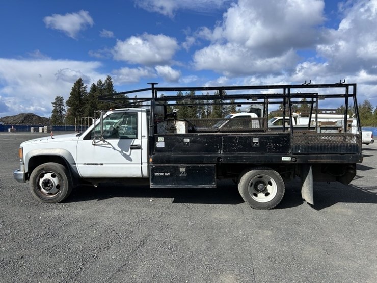 1997-chevrolet-3500-image-2