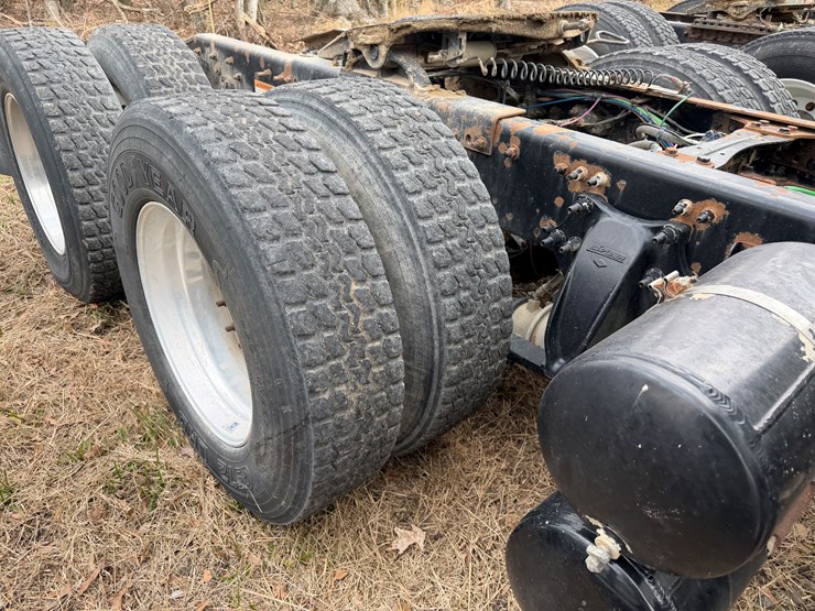#40953-•-2019-freightliner-cascadia-t/a-daycab-truck-tractor-3akjhtdv4kskd3197-image-10