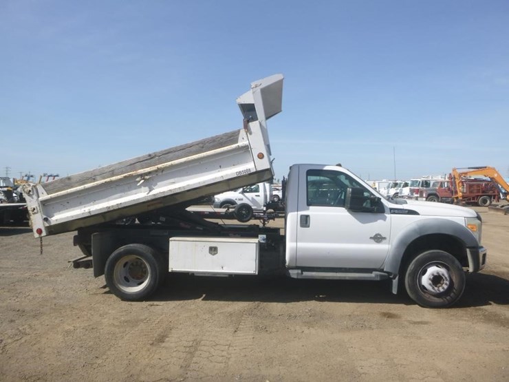 2011-ford-f550-image-7