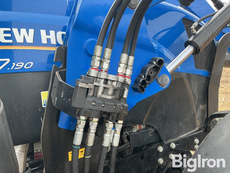 new-holland-t7.190-image-18
